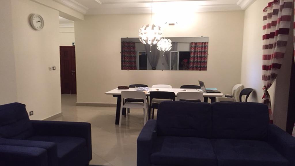 Le Buffle Noir Appart D'Hotes Douala Exteriör bild