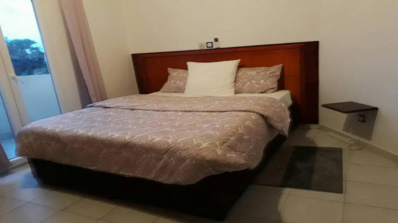 Le Buffle Noir Appart D'Hotes Douala Exteriör bild
